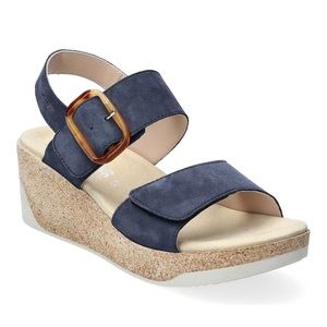 Mephisto Women's Giulia Jeans
Blue size 10